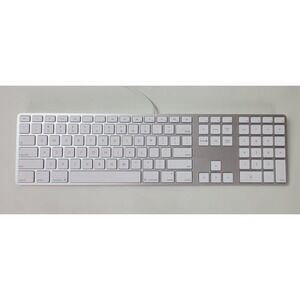 Apple A1243 Wired Keyboard with Numeric Keypad MB110LL/B EMC 2171 Tested